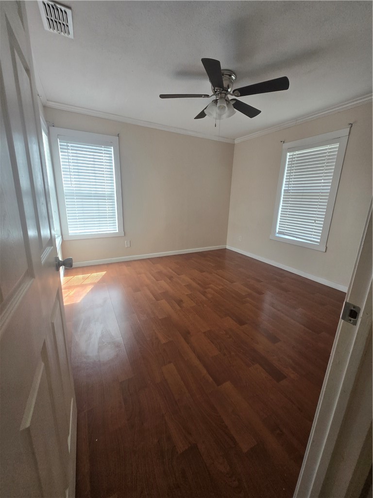 4417 Townsend St Property Photo 10