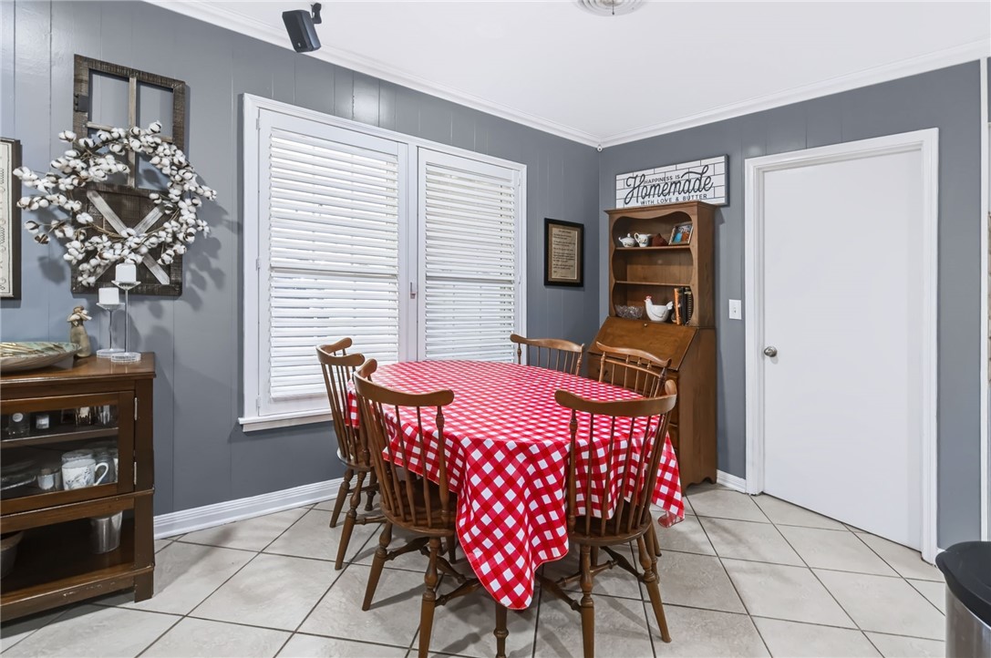 633 Moray Pl Property Photo 13