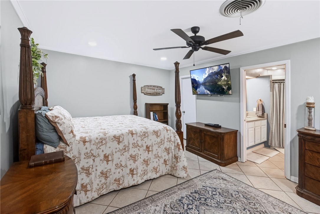 633 Moray Pl Property Photo 19