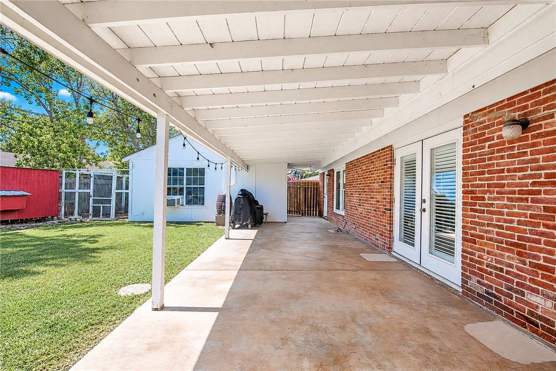 633 Moray Pl Property Photo 32