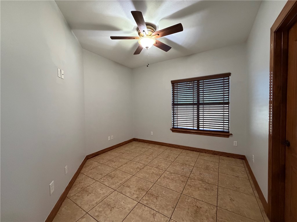 664 Fm 625 Property Photo 10