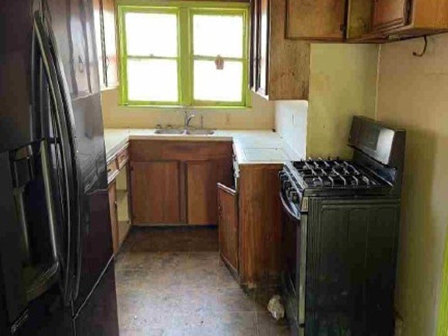 404 E Ligustrum Blvd Property Photo 5
