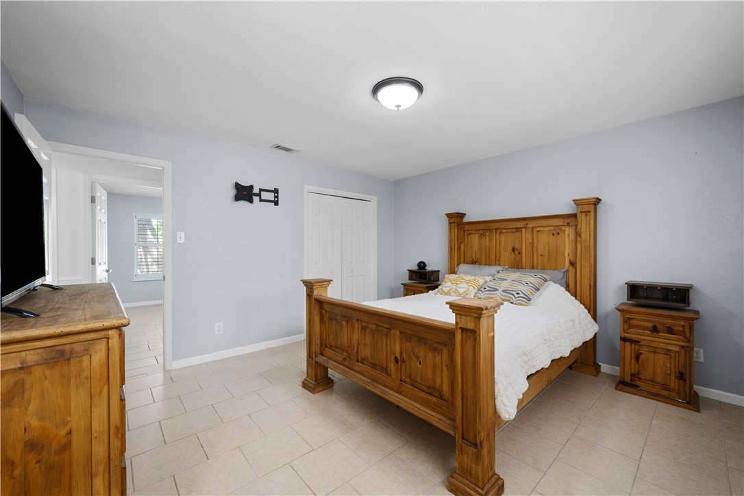 2130 Eastwind St Property Photo 26