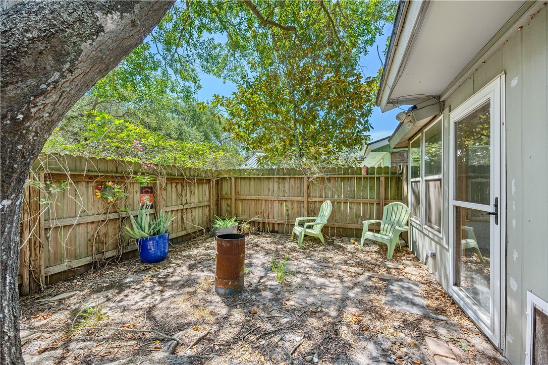 2130 Eastwind St Property Photo 43