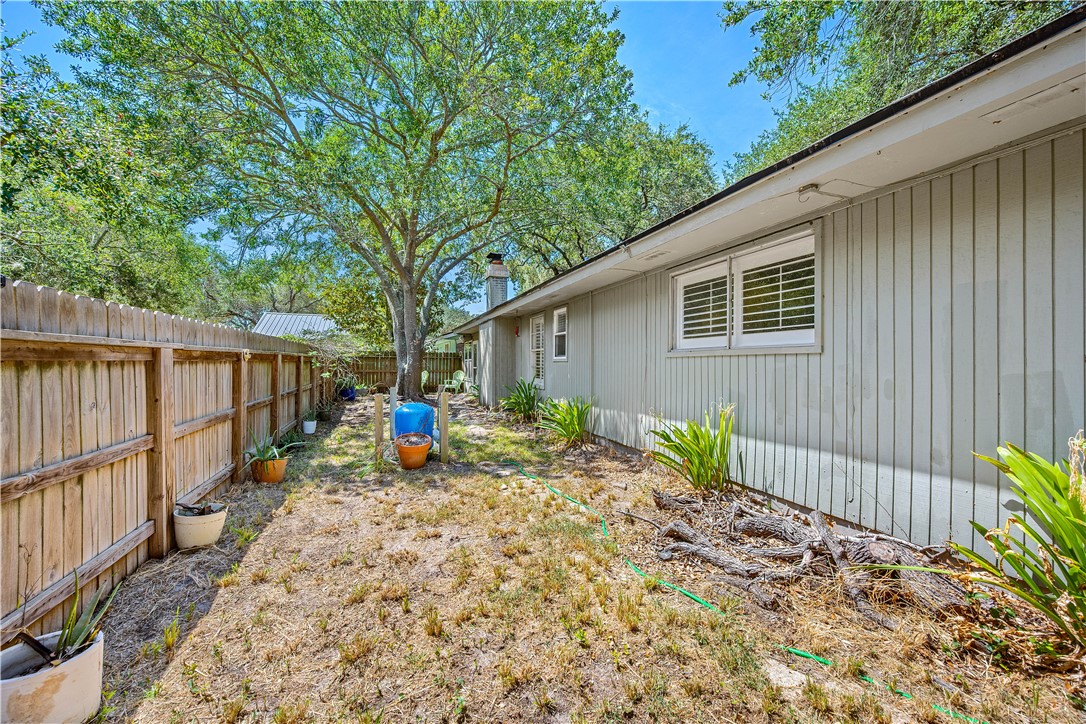 2130 Eastwind St Property Photo 45