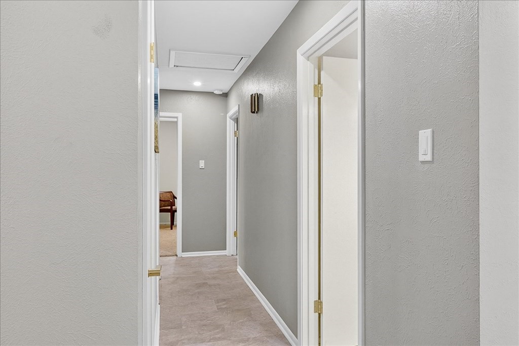 5422 Whitemarsh Dr Property Photo 27