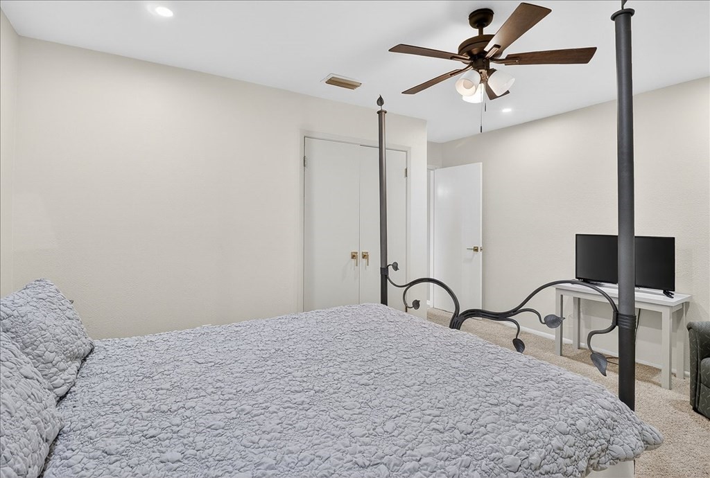 5422 Whitemarsh Dr Property Photo 37