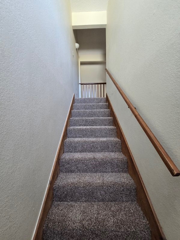 5166 Middlecoff Road B Property Photo 20