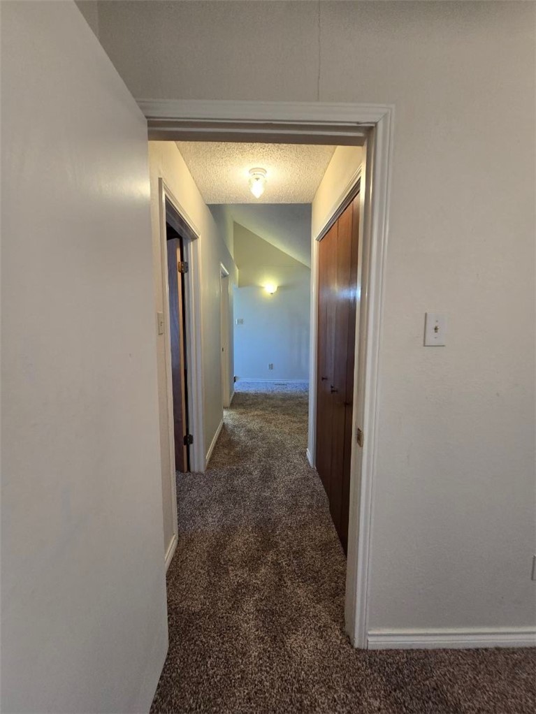 5166 Middlecoff Road B Property Photo 25
