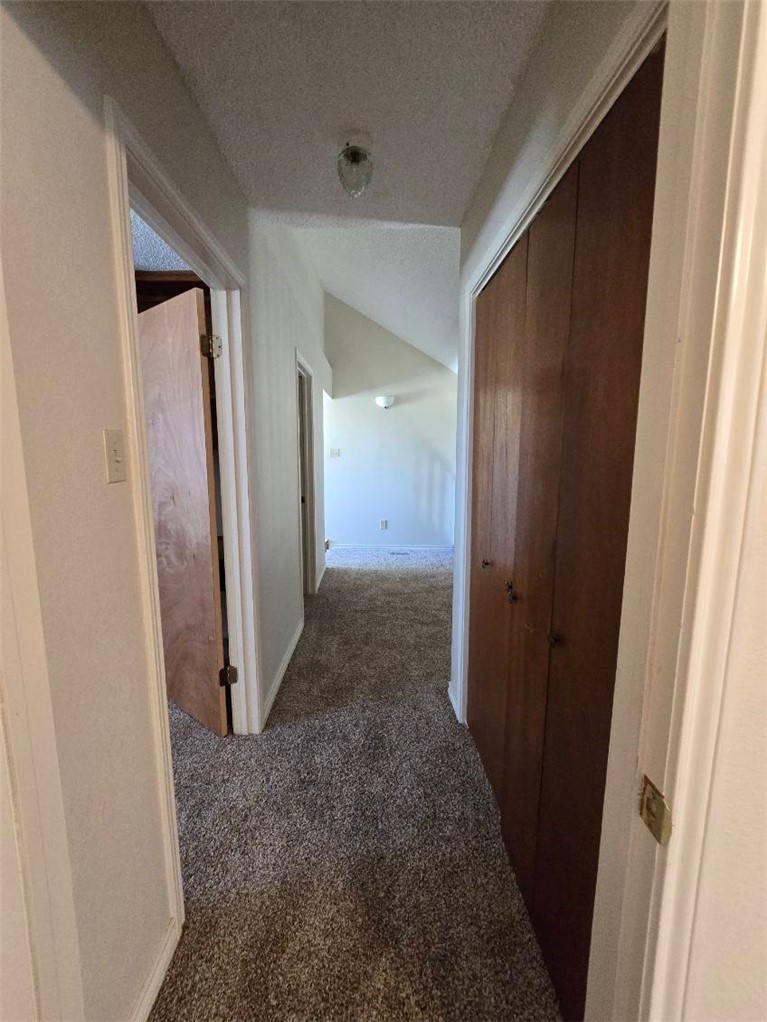5166 Middlecoff Road B Property Photo 26