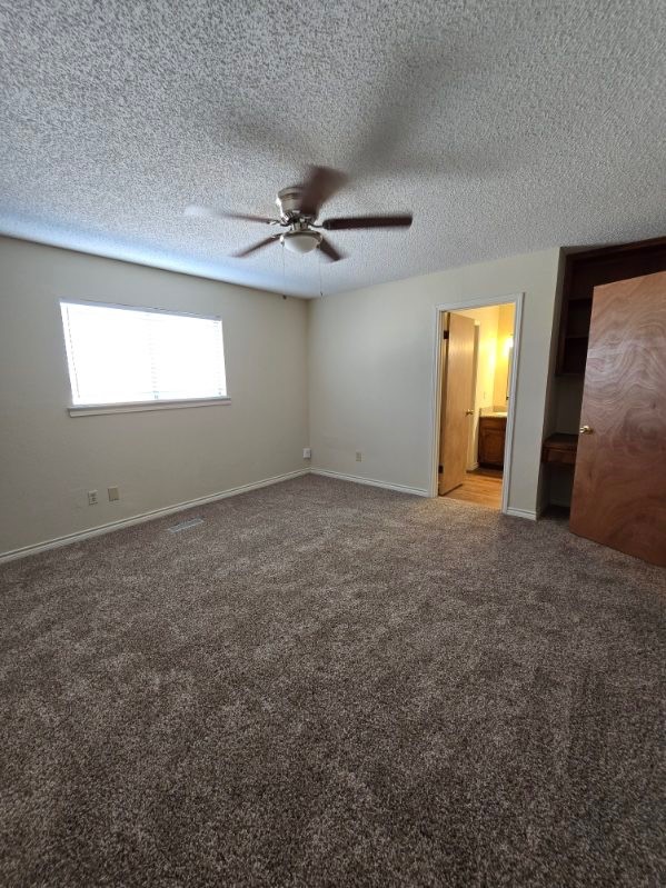 5166 Middlecoff Road B Property Photo 37