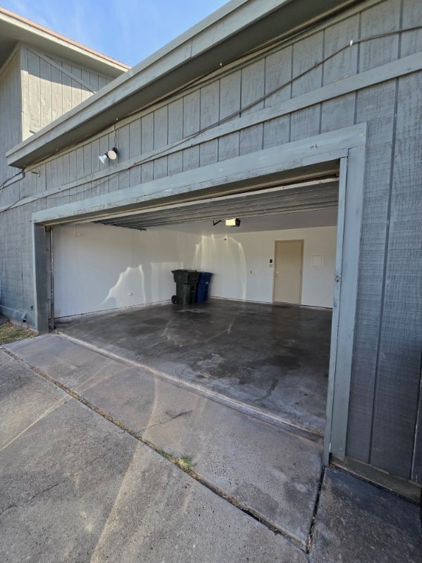 5166 Middlecoff Road B Property Photo 48