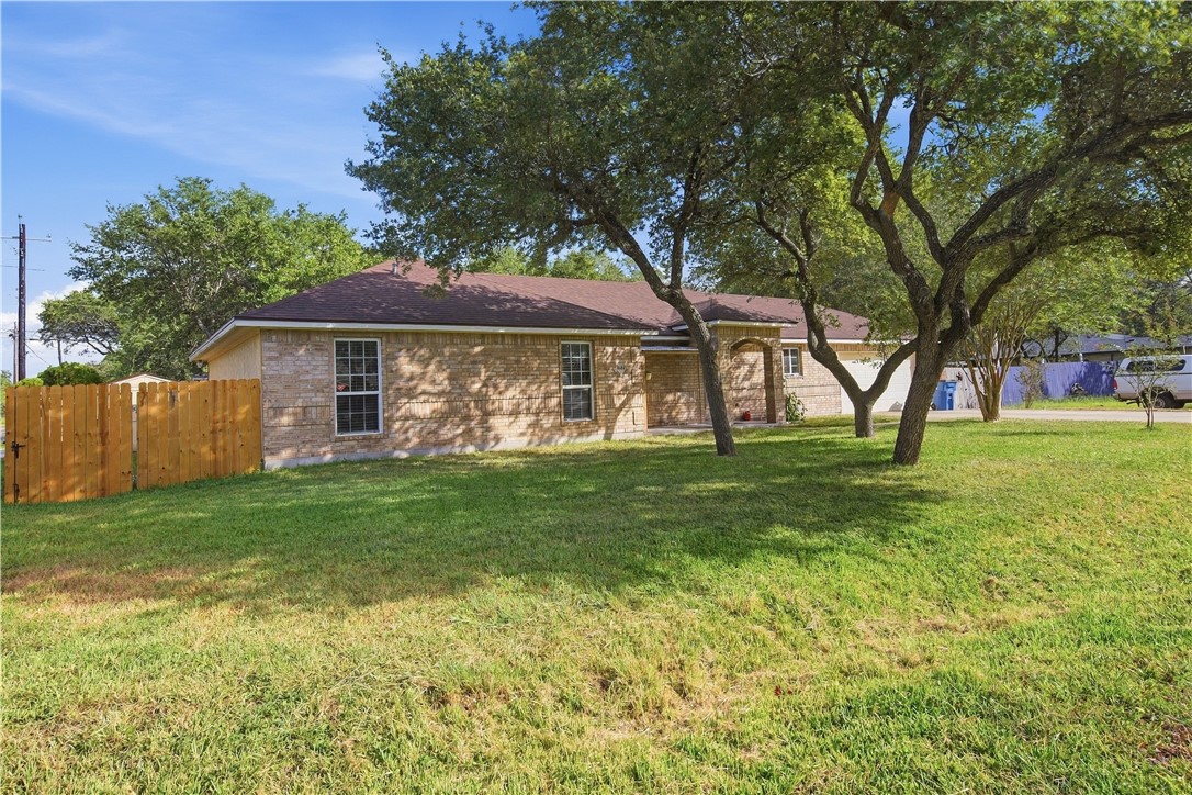3146 Lenore Ave Property Photo 1