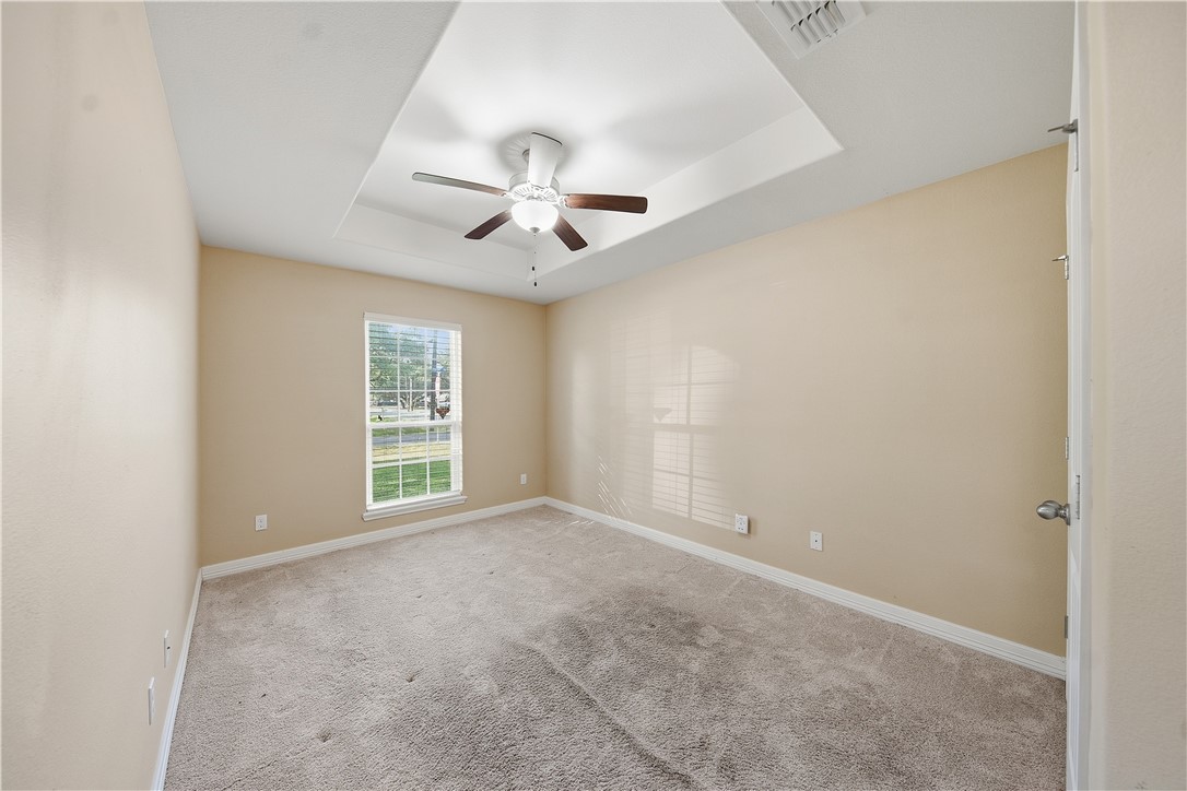 3146 Lenore Ave Property Photo 25