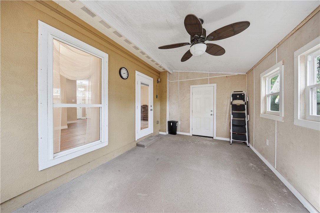 3146 Lenore Ave Property Photo 32