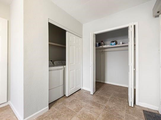 1821 Roslyn St Property Photo 9