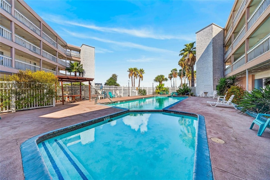 3938 Surfside Blvd 3122 Property Photo 32