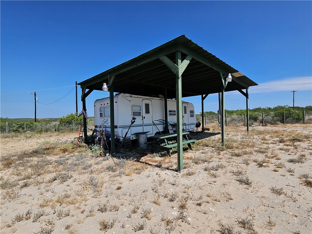 33 Acres Property Photo 22