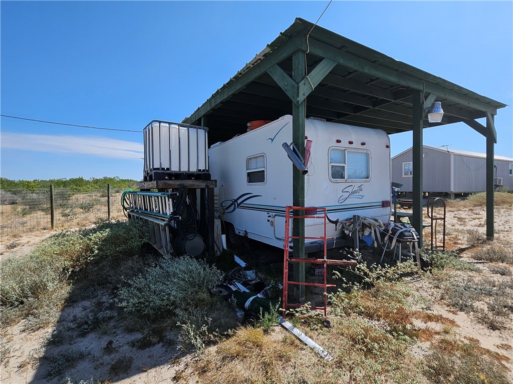 33 Acres Property Photo 23