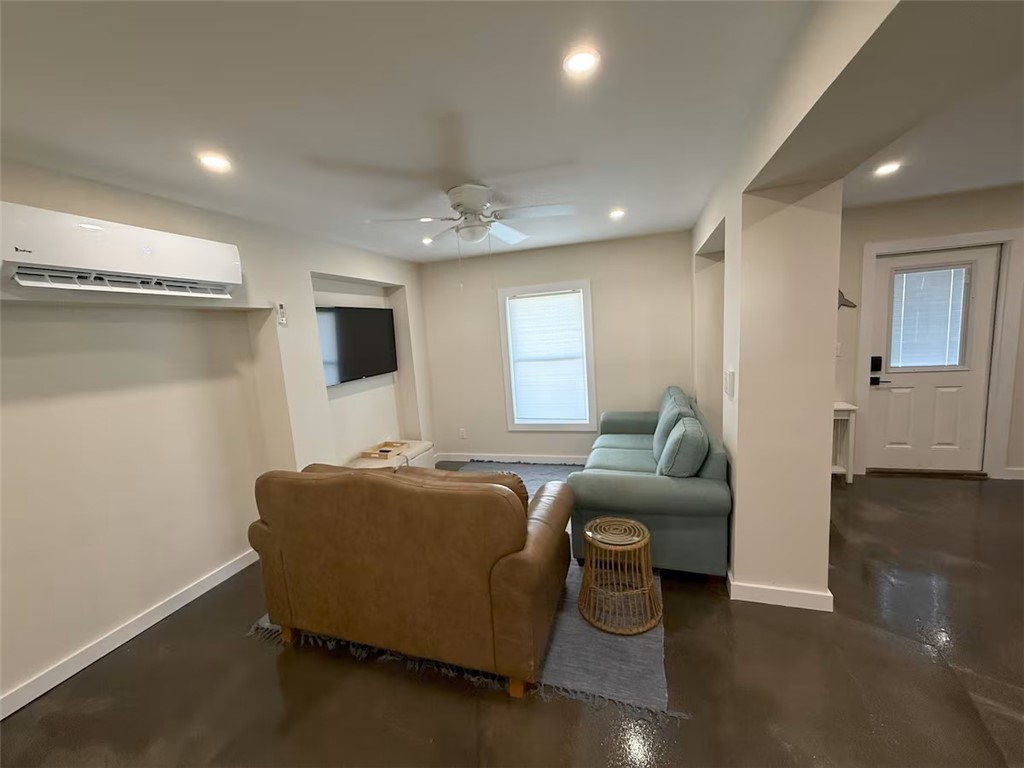 6877 State Highway 361 30 Property Photo 27
