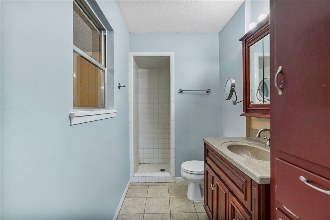 1061 Meadowbrook Dr Property Photo 22