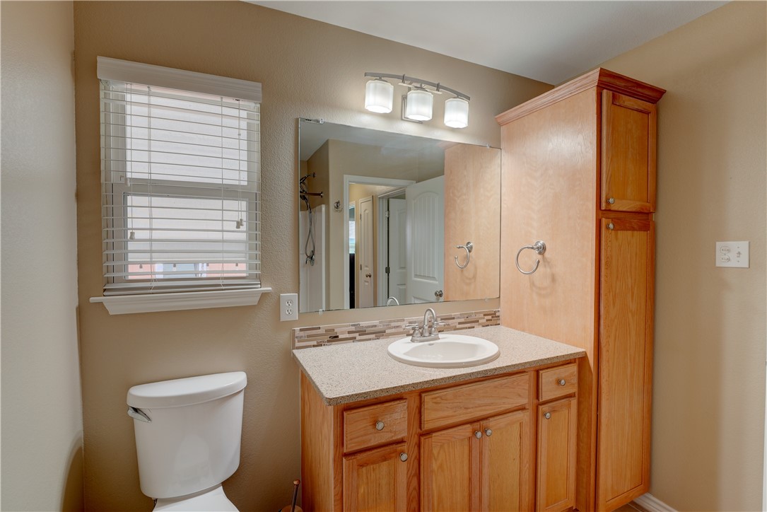1023 S Fuqua St Property Photo 22