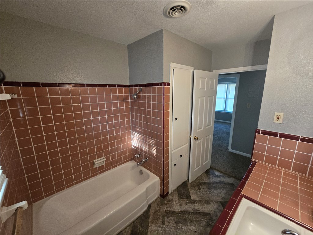 4502 Moravian Dr Property Photo 7