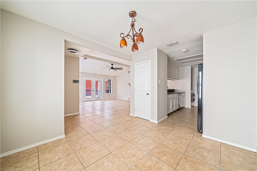 4525 Sunlight Dr Property Photo 12