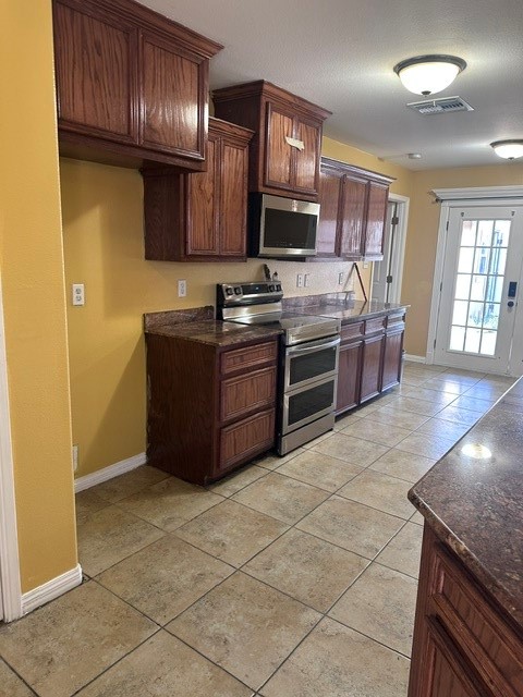 3042 Masterson Dr Property Photo 5