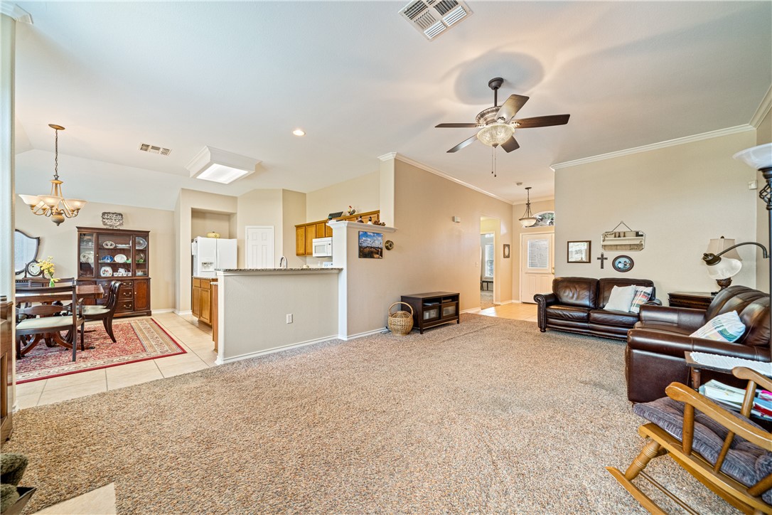 110 Whistlers Property Photo 6