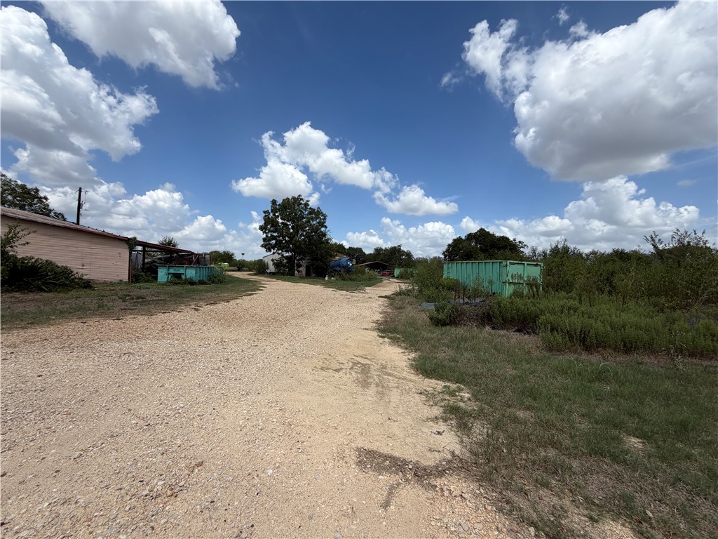 30 County Rd 245 E Property Photo 6