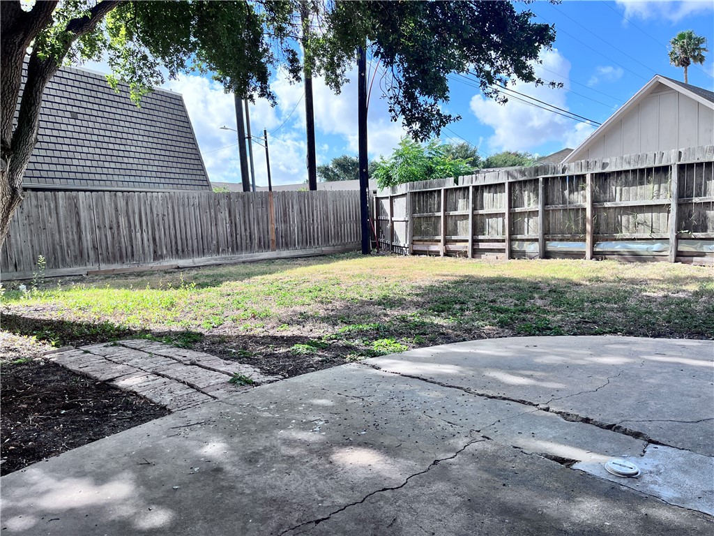 621 Philomena Dr Property Photo 35