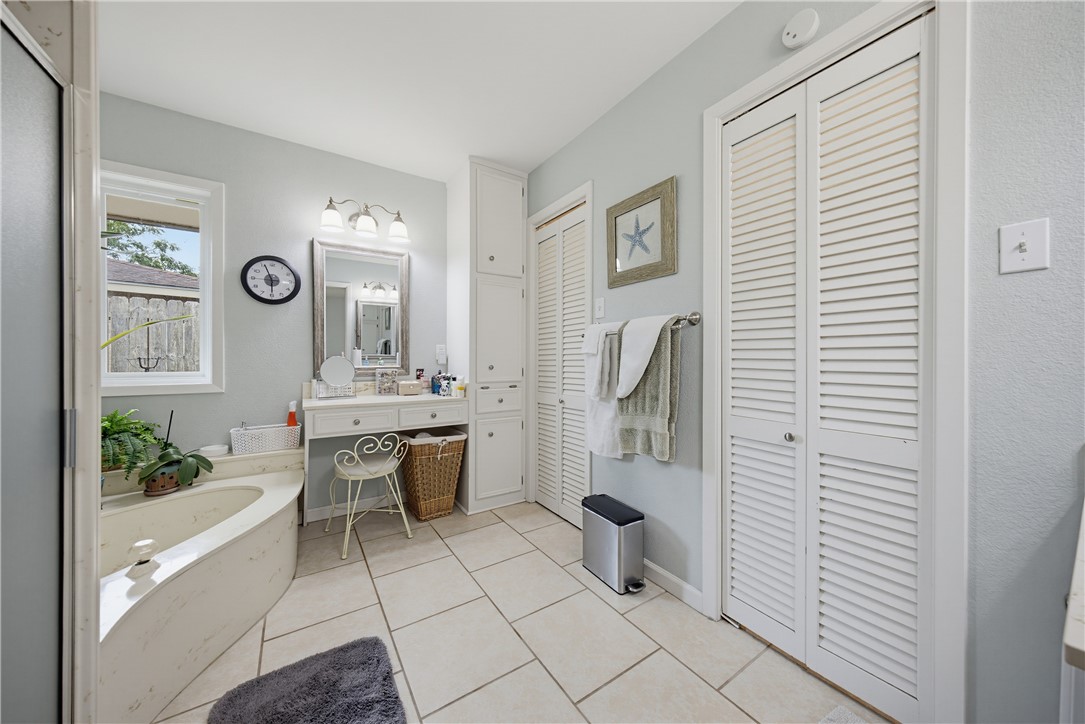 5405 Whitemarsh Dr Property Photo 17