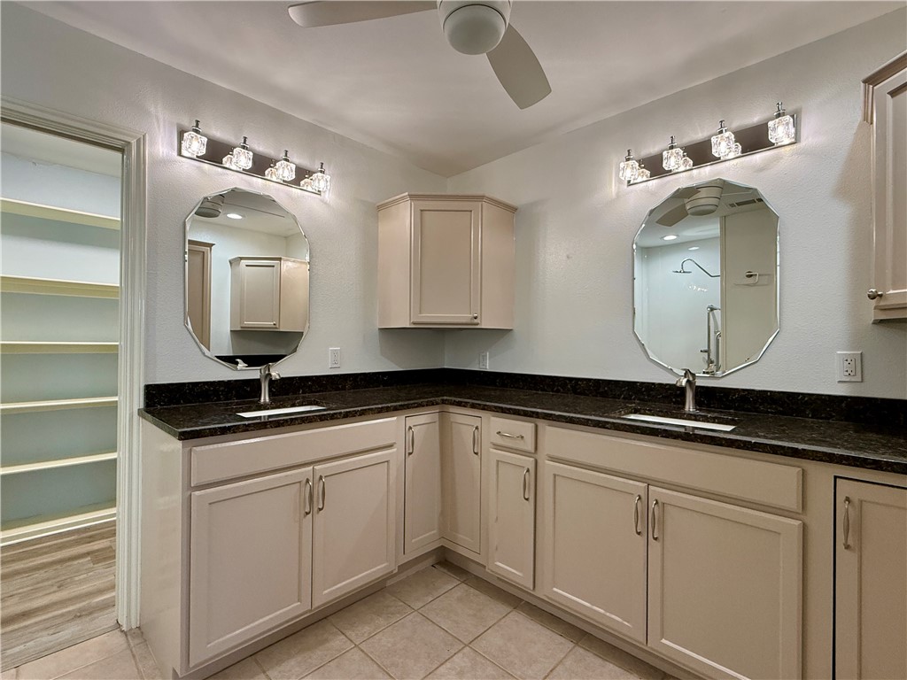 6653 Downing St 5 Property Photo 20