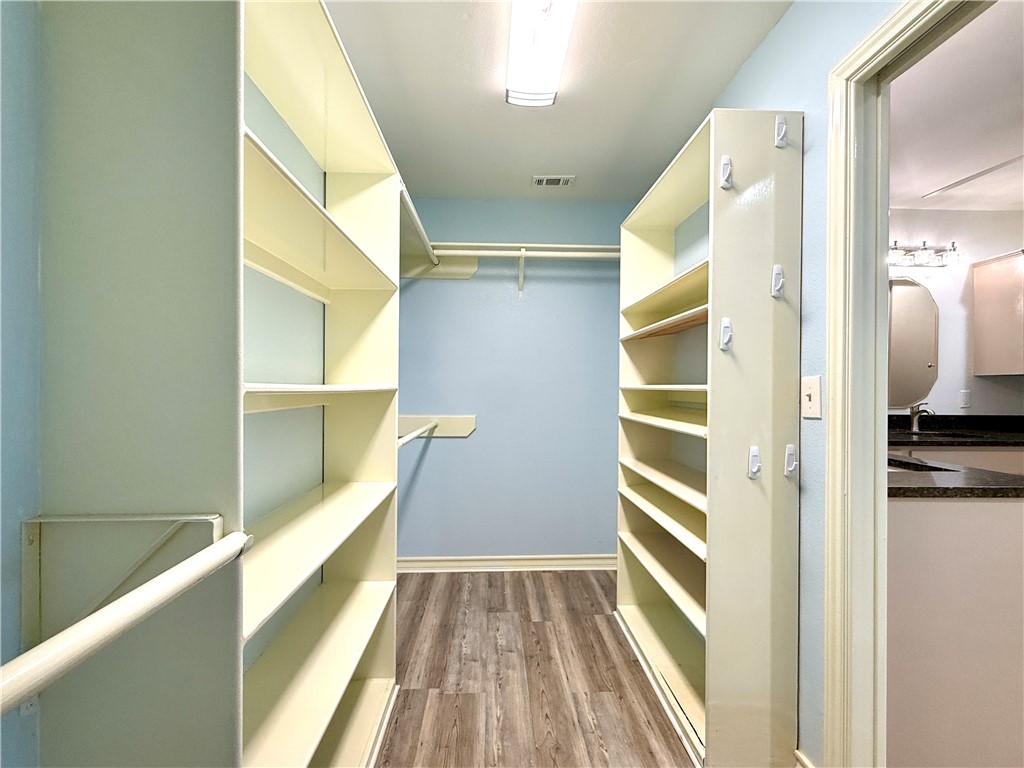 6653 Downing St 5 Property Photo 23