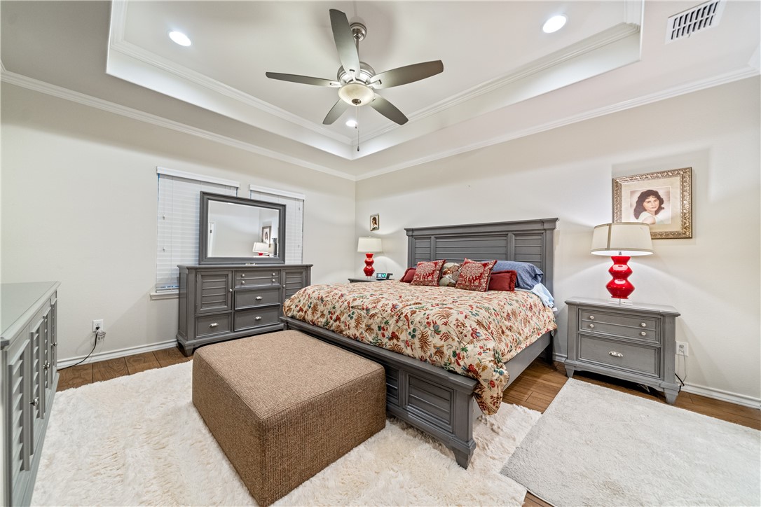 2718 Yeager Dr Property Photo 15