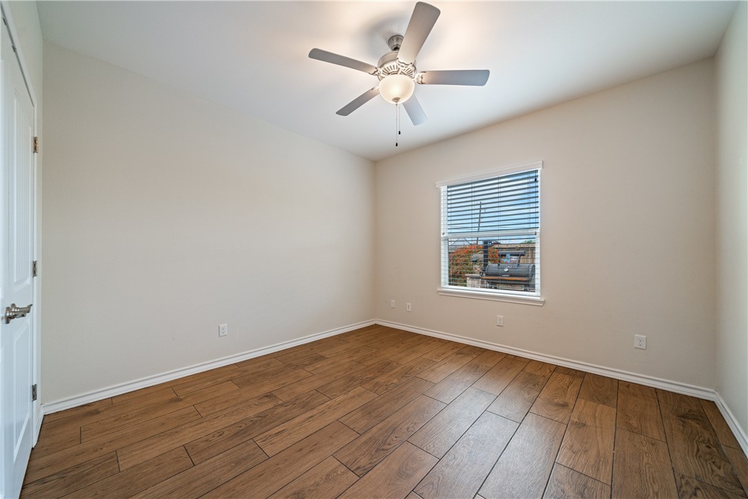 2718 Yeager Dr Property Photo 23