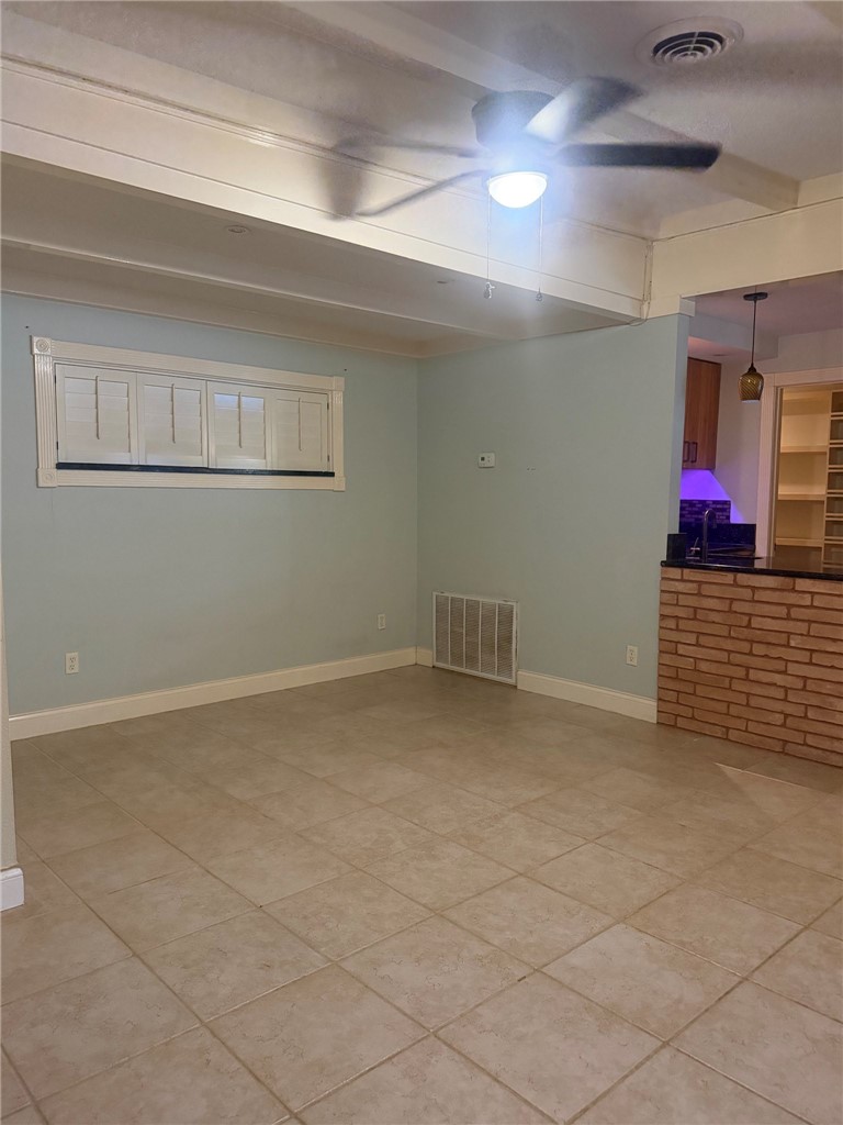 302 Montclair Dr Property Photo 8