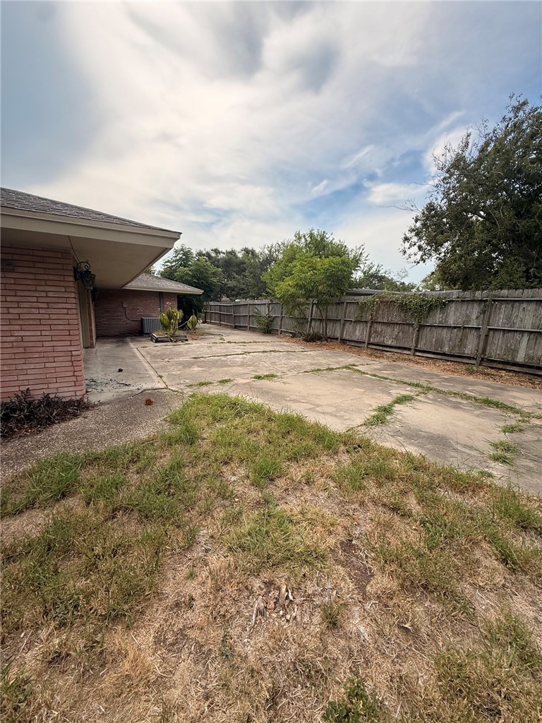 302 Montclair Dr Property Photo 26