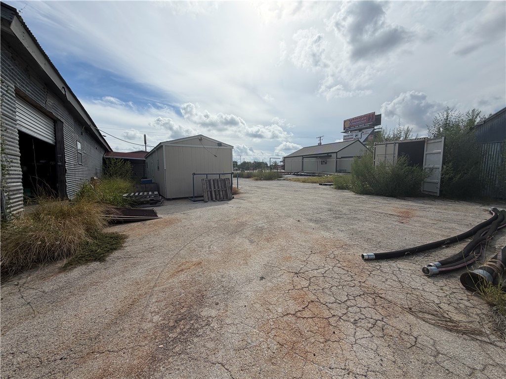 114 S Sunset Strip Dr Property Photo 13