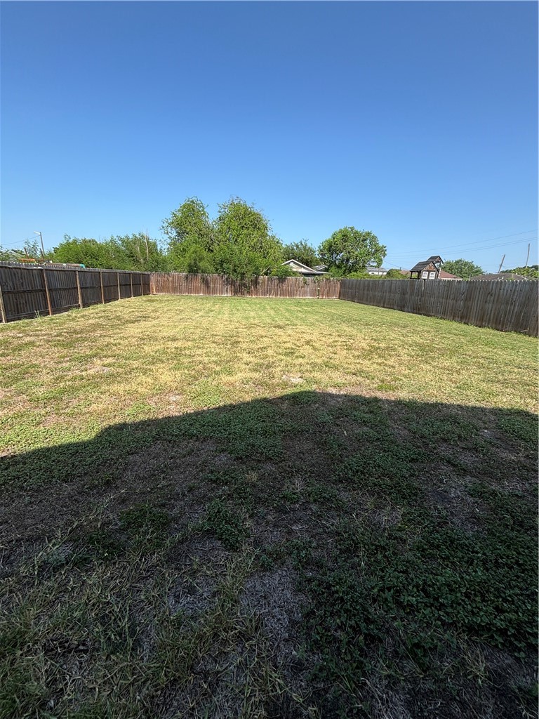 1010 25th St Property Photo 12