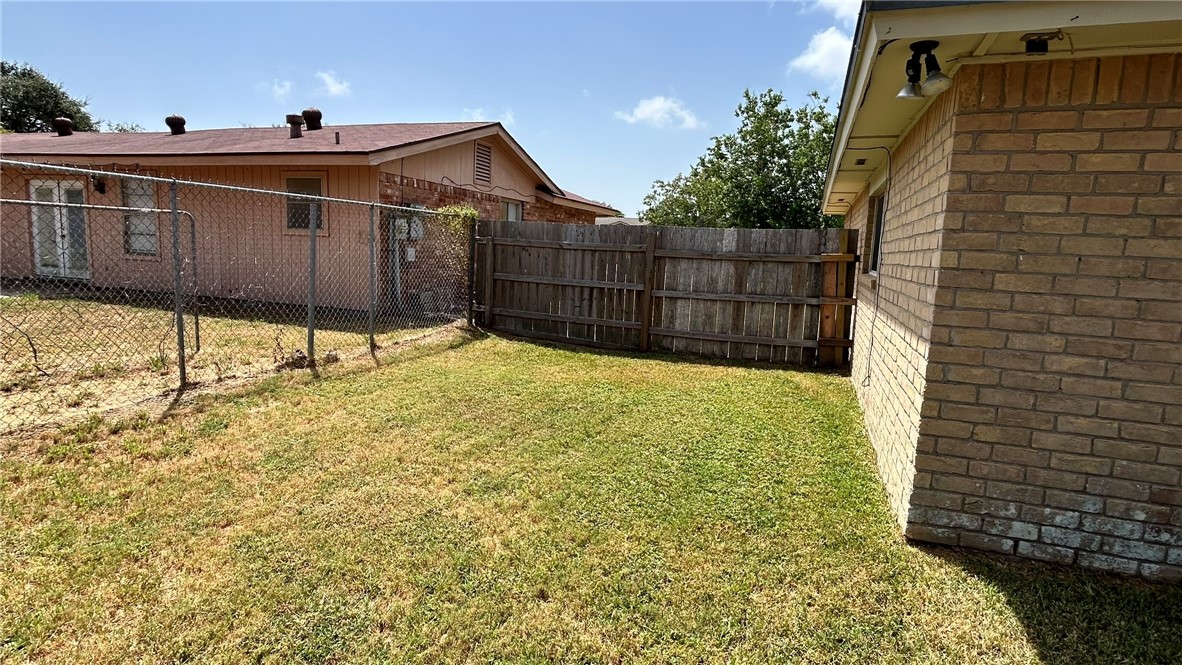 2320 Redwood Lane Property Photo 30