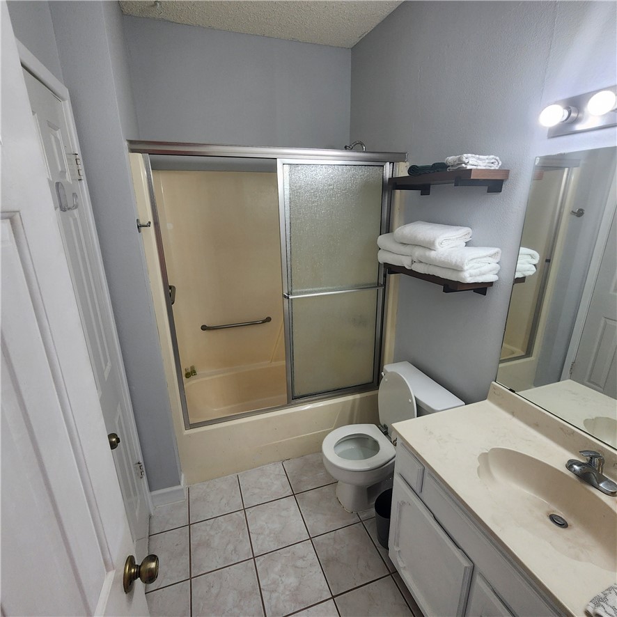 3025 Quail Springs B10 Property Photo 11