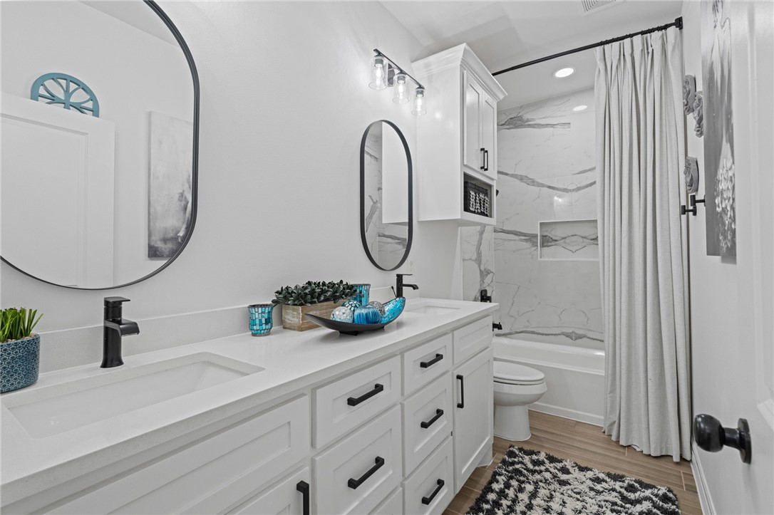 7833 Houshang Dr Property Photo 20