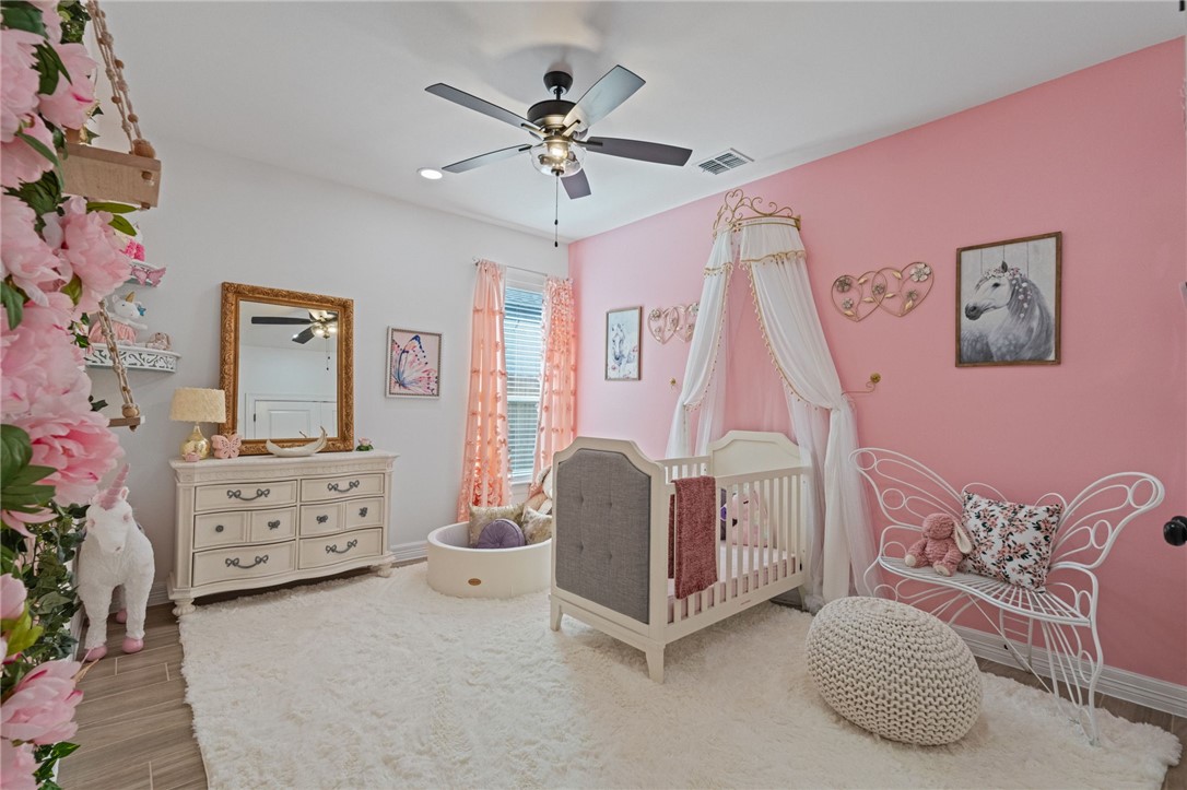 7833 Houshang Dr Property Photo 21