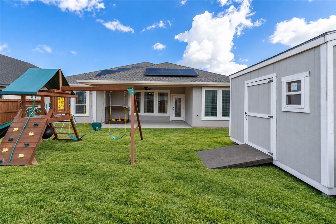 7833 Houshang Dr Property Photo 24