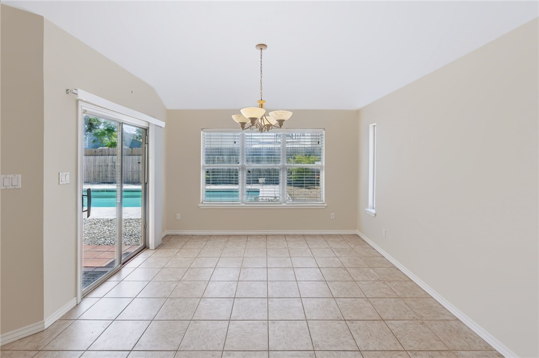 13733 Hawksnest Bay Dr Property Photo 9