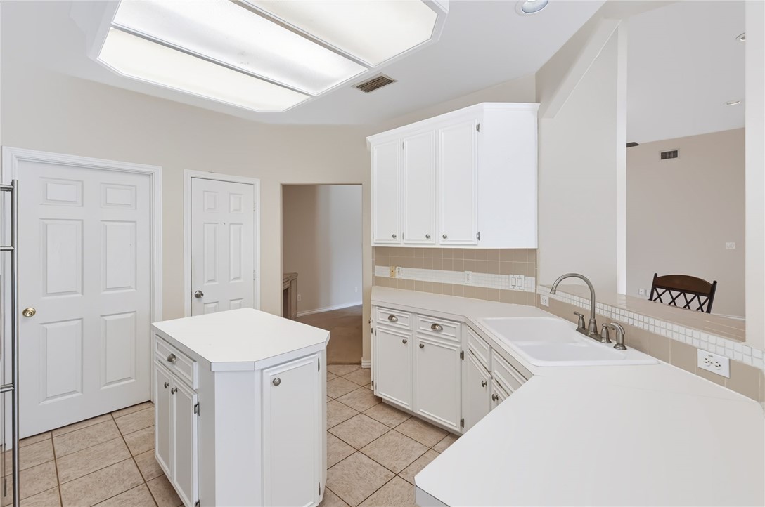 13733 Hawksnest Bay Dr Property Photo 12