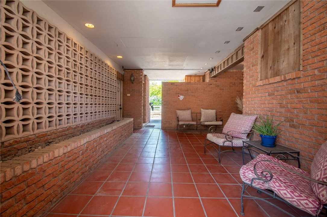 488 Caribbean Dr Property Photo 12