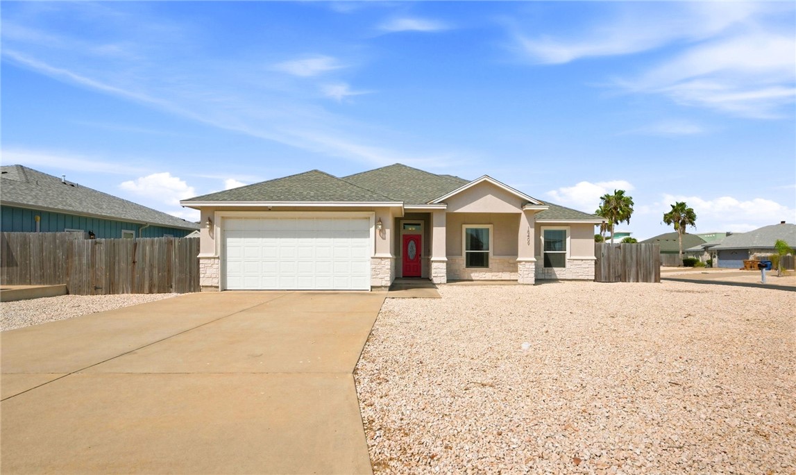 15409 Cuttysark St Property Photo 1